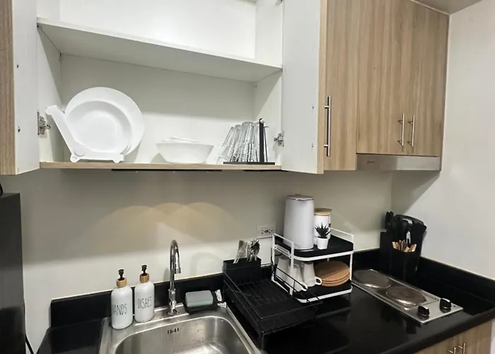 The Hideout Condotel In Shore 2 Residences Tower 3 4*